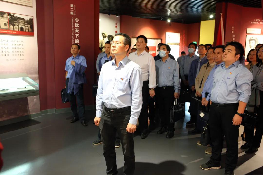 湘電集團(tuán)黨委理論學(xué)習(xí)中心組開(kāi)展“學(xué)史崇德”專題集中(擴(kuò)大)學(xué)習(xí).jpg 湘電集團(tuán)黨委理論學(xué)習(xí)中心組開(kāi)展“學(xué)史崇德”專題集中(擴(kuò)大)學(xué)習(xí).jpg